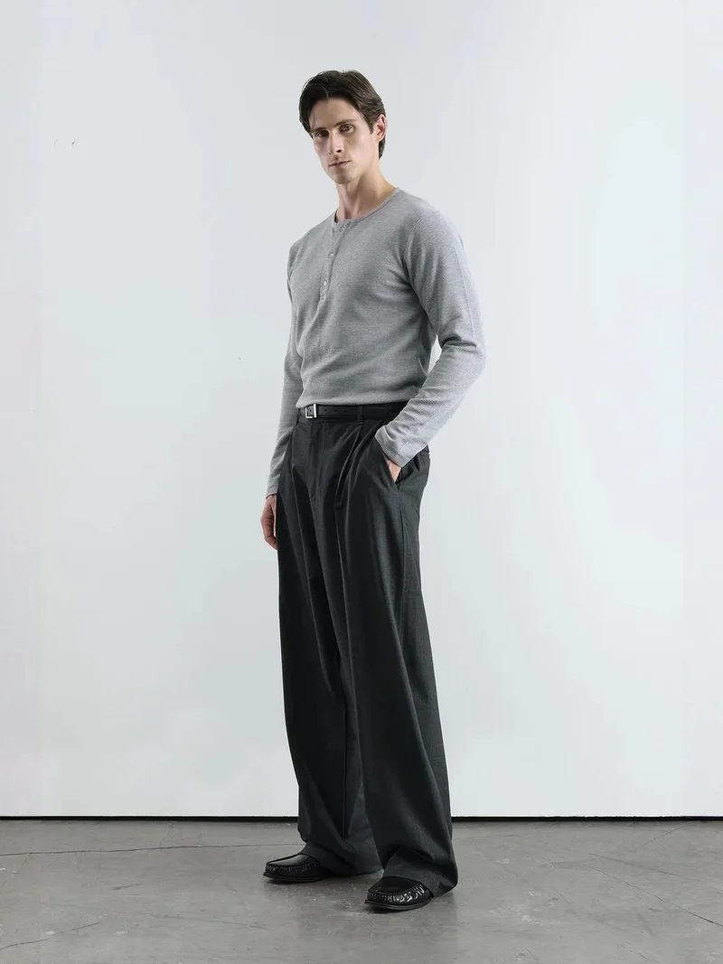 Giesto Black GIESTO Wide Leg Striped Pleated Pants for Men | Best Price UAE